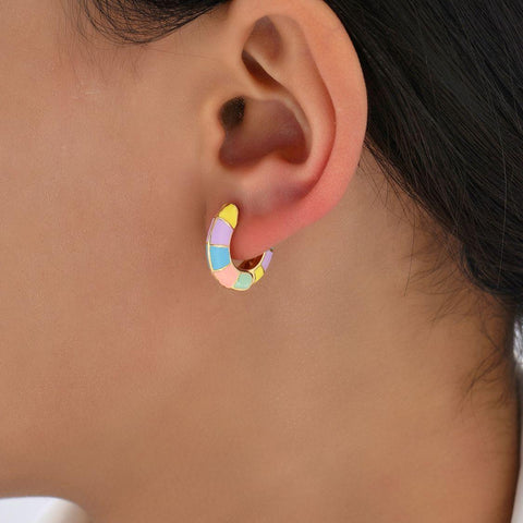 Multicolor hoop earrings